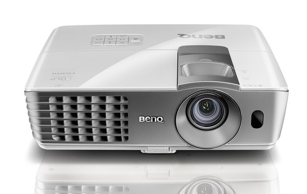 BenQ W1070 projector